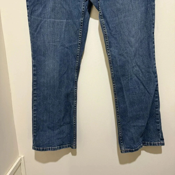 Women’s L.L Bean Brand Bootcut Style Vintage Denim  Casual 90’s Jeans Size 14 - Picture 4 of 16